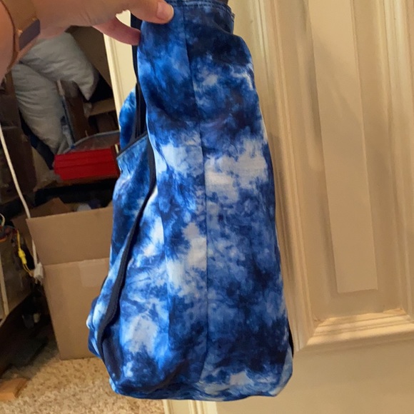 Live free tote - Picture 5 of 10